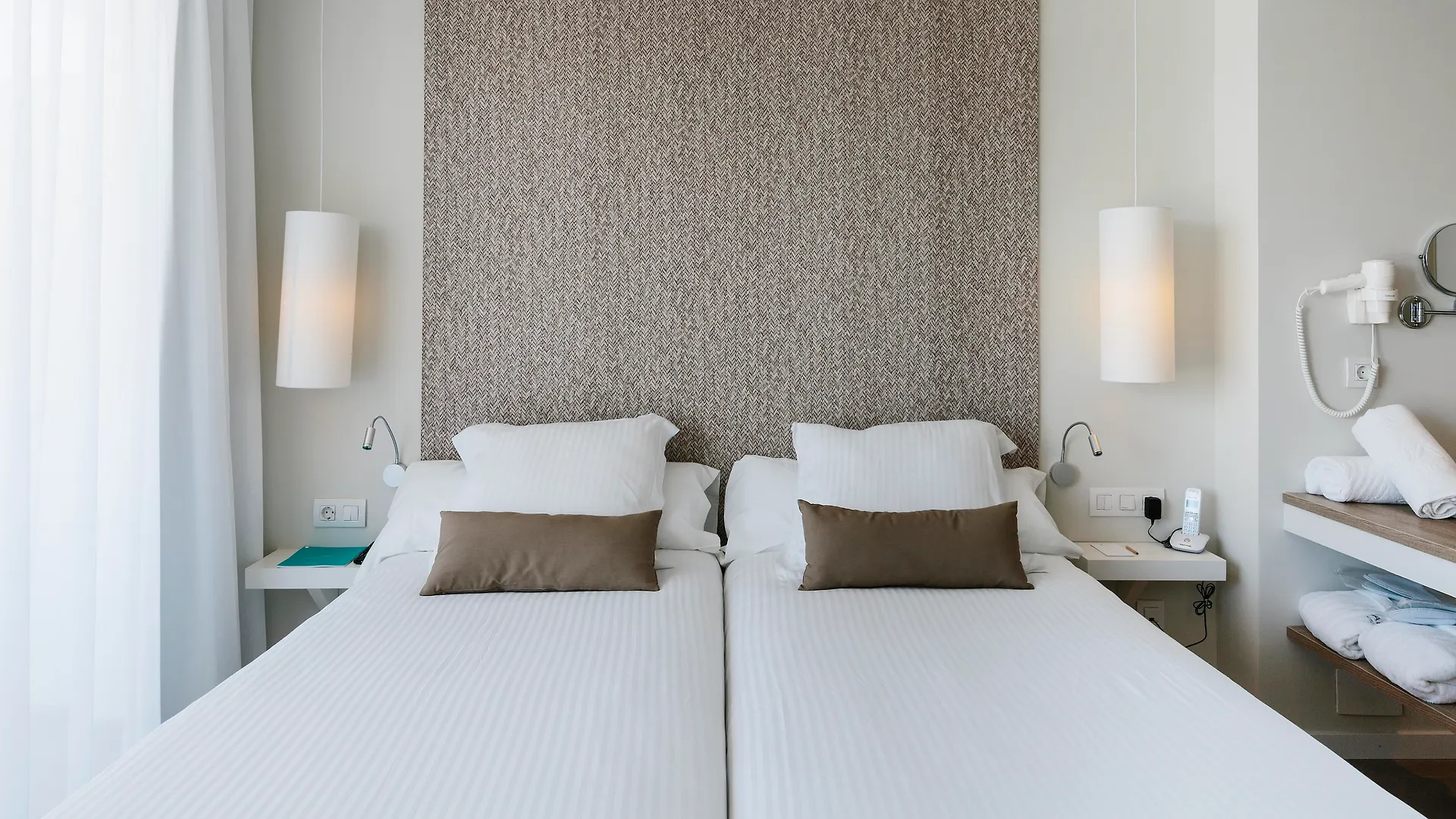 Aluasoul Ibiza - Adults Only Hotel Es Cana