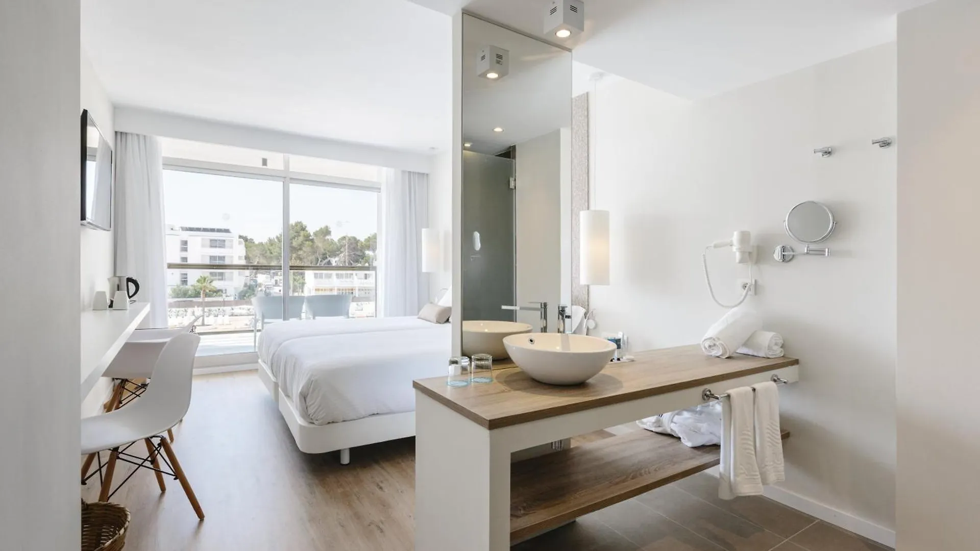 Aluasoul Ibiza - Adults Only Hotel Es Cana