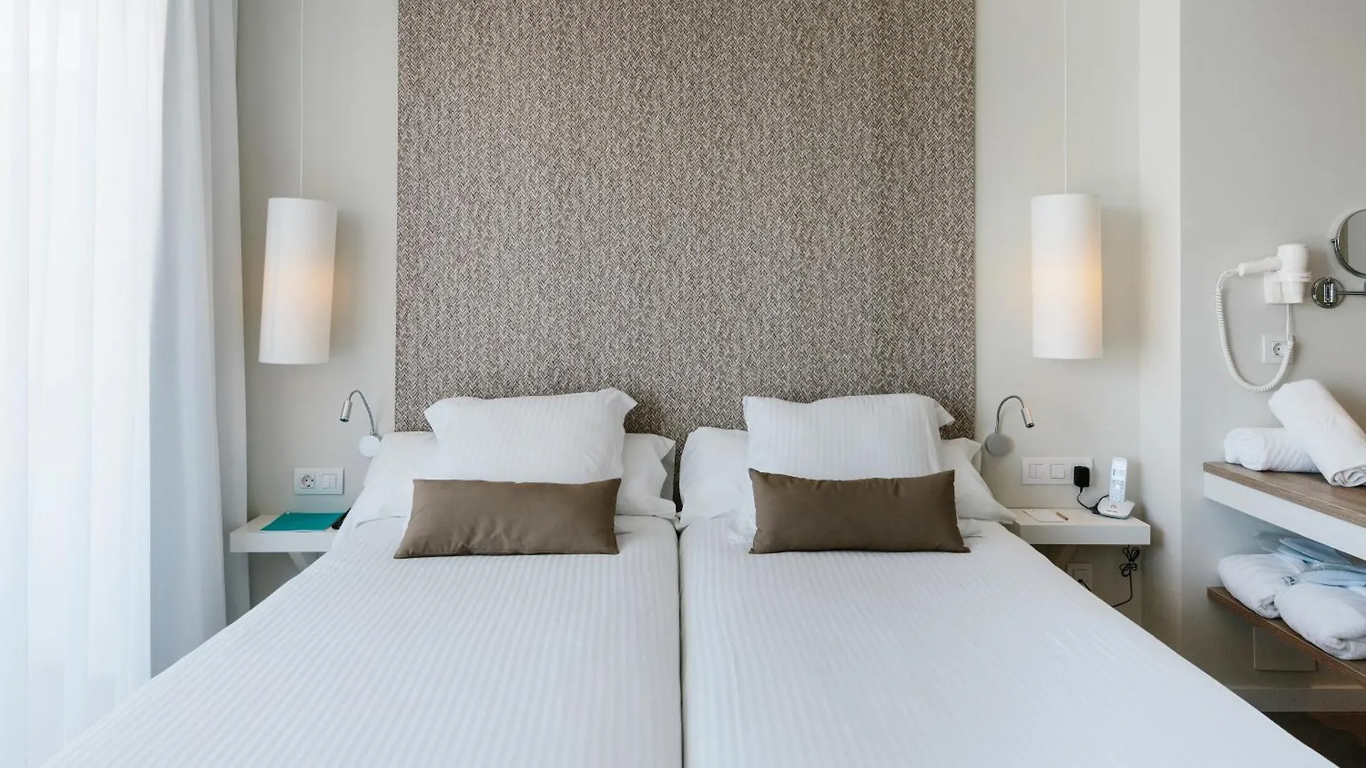 Aluasoul Ibiza - Adults Only Hotel Es Cana