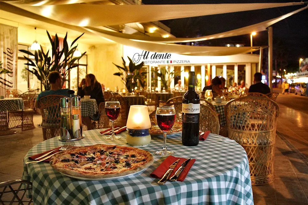 Aluasoul Ibiza - Adults Only Hotel Es Cana